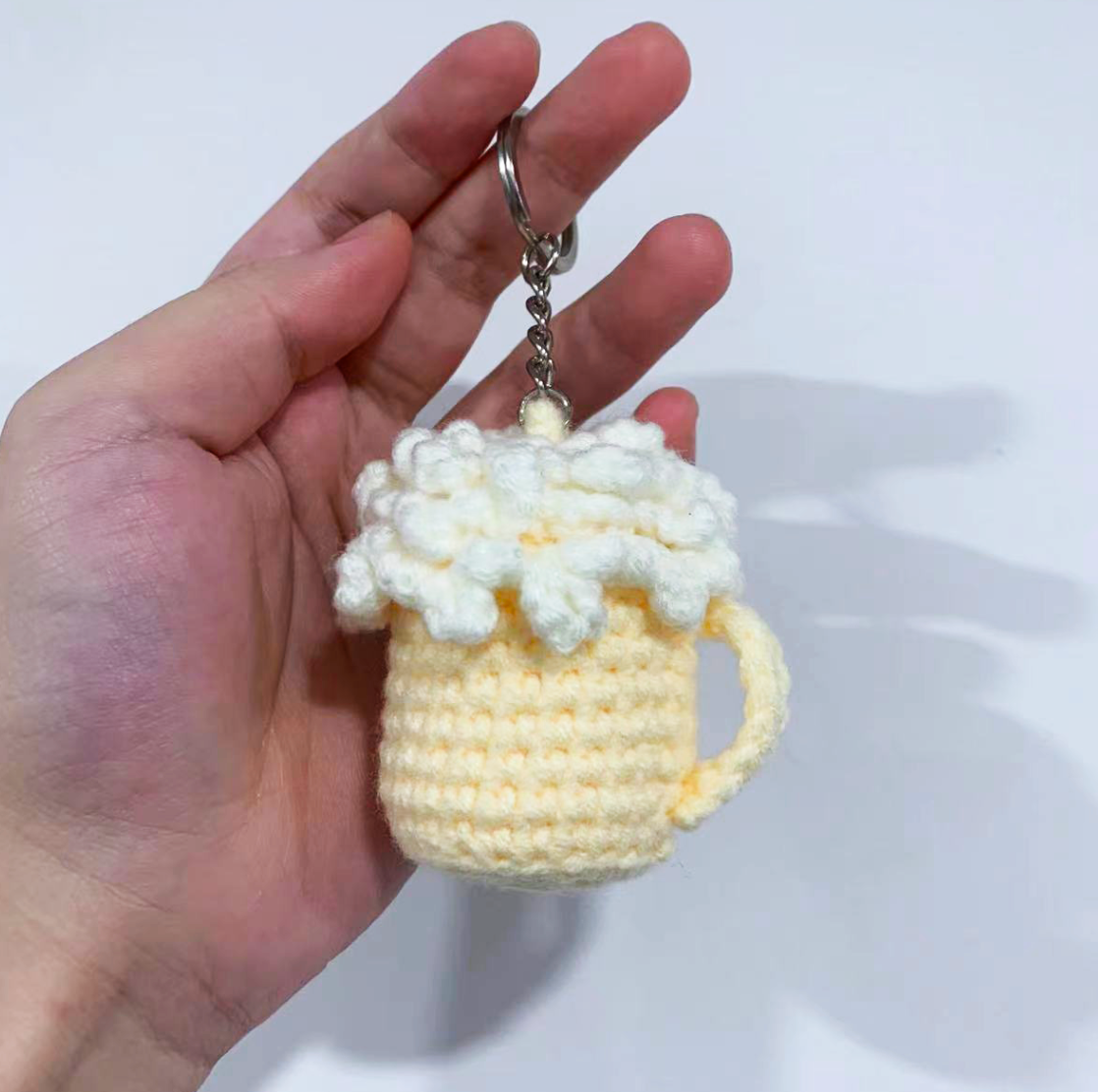 ZUSS MTL - Crocheted beer keychain